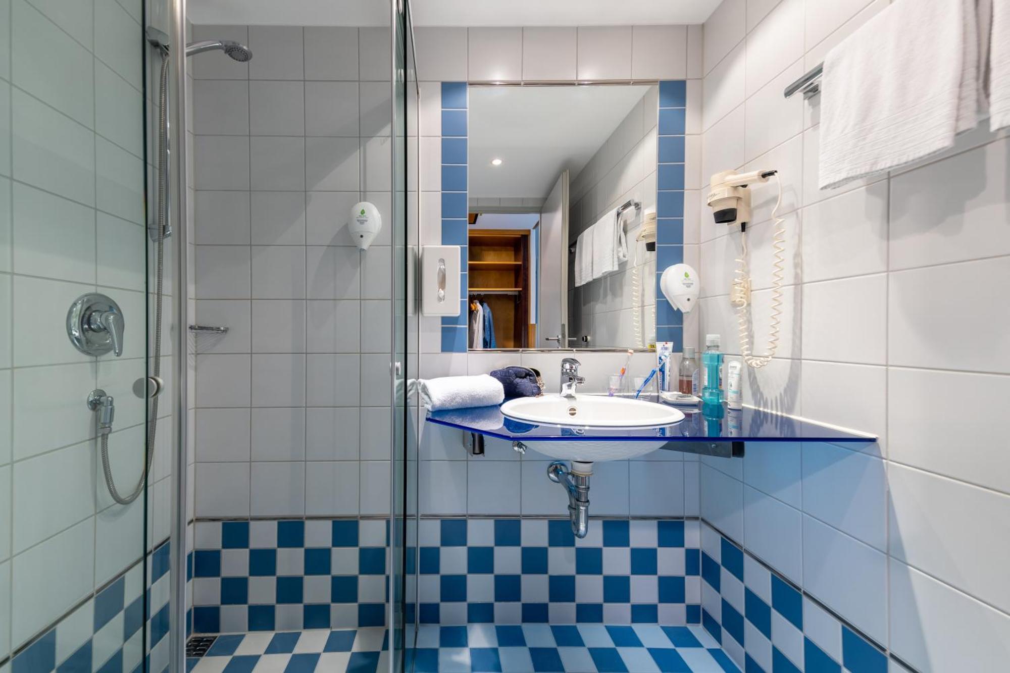 Hotel Leipheim Sued Esterno foto